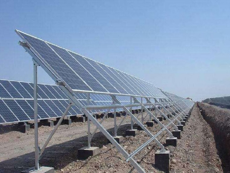 Rak Pemasangan Modul Solar PV
