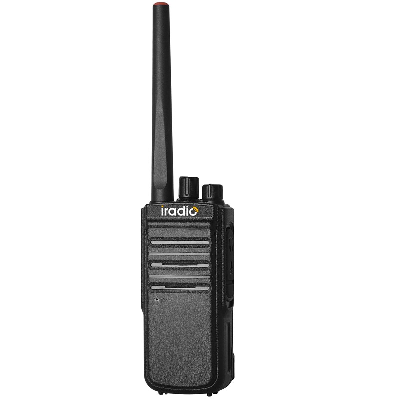 DP-888 CE menandai entry level DMR uhf radio digital portabel komersial
