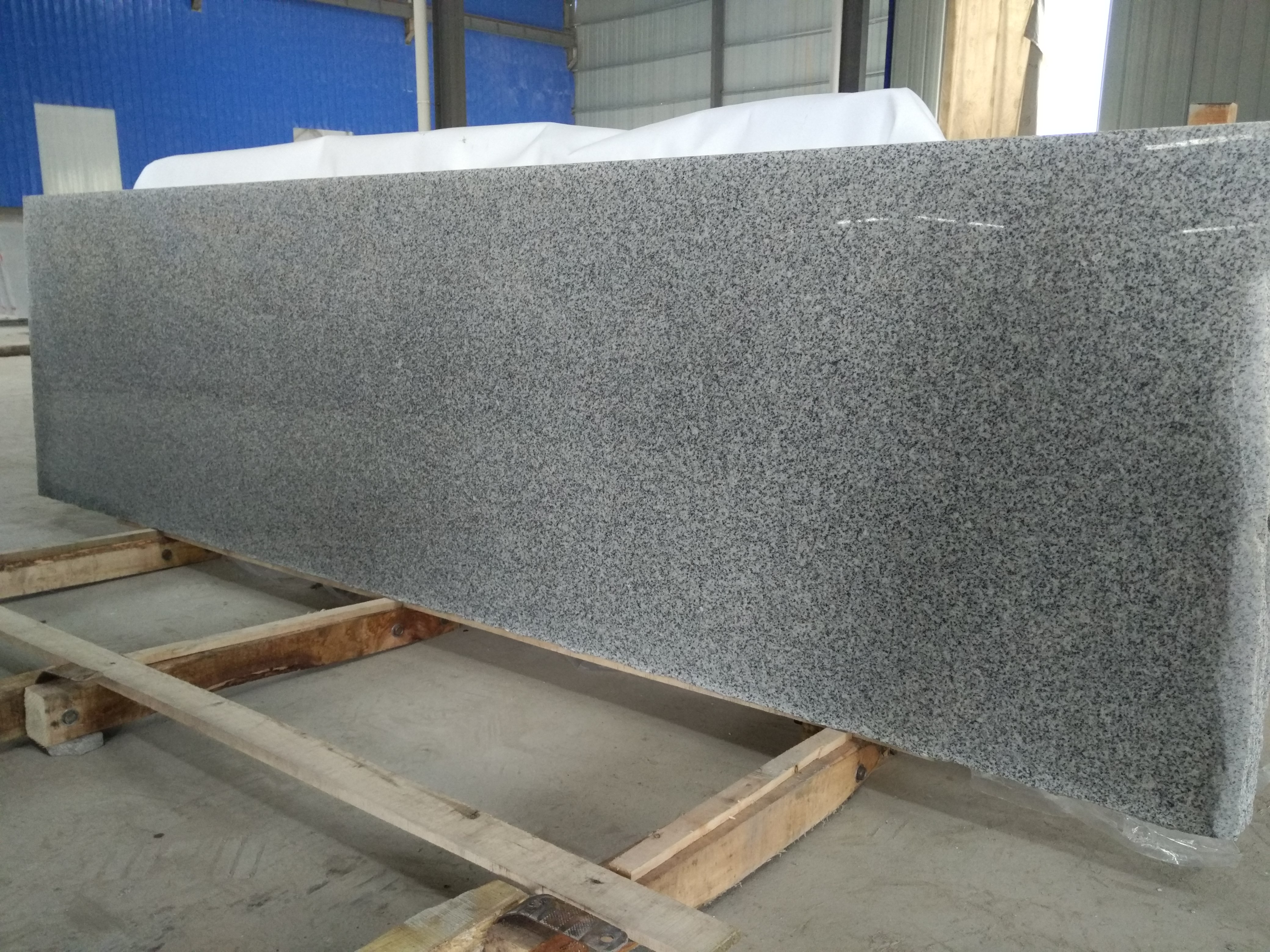 Bianco Castilia G603 granit dipoles slab
