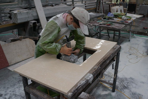 Fabrikasi atas meja rias marmer yang direkayasa